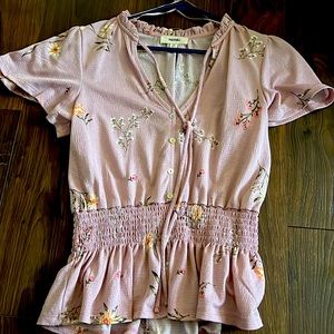 Small shirt. Never warn. Good Quality